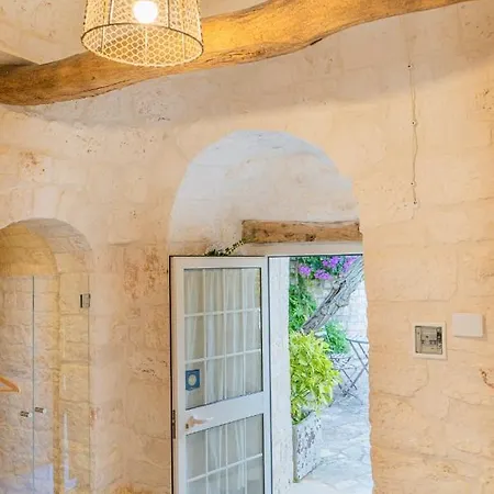 Trulli Francesca Ciclovia Locorotondo