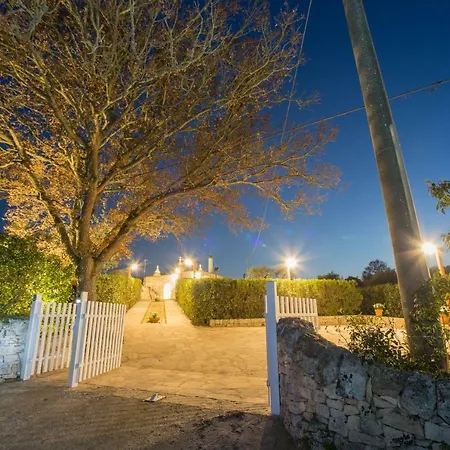 Trulli Francesca Ciclovia Villa Locorotondo